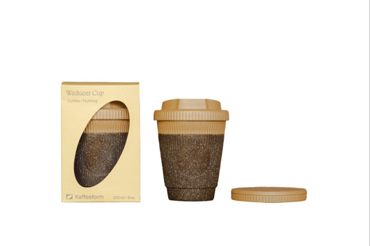 Reusable cup made of coffee grounds Weducer