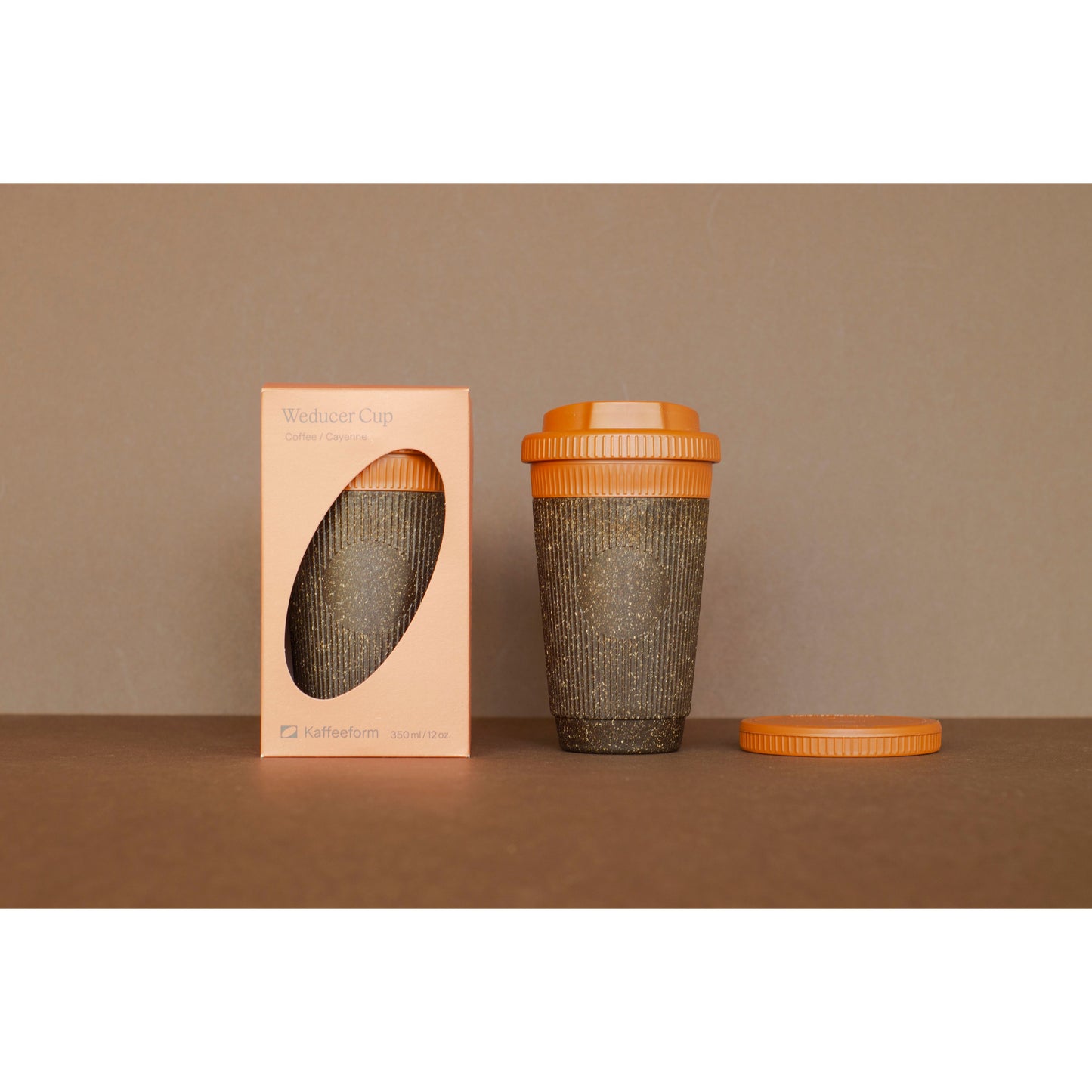 Reusable cup made of coffee grounds Weducer